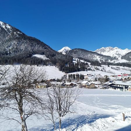 Boutique Hotel Alpenhof Sankt Martin am Tennengebirge Bagian luar foto